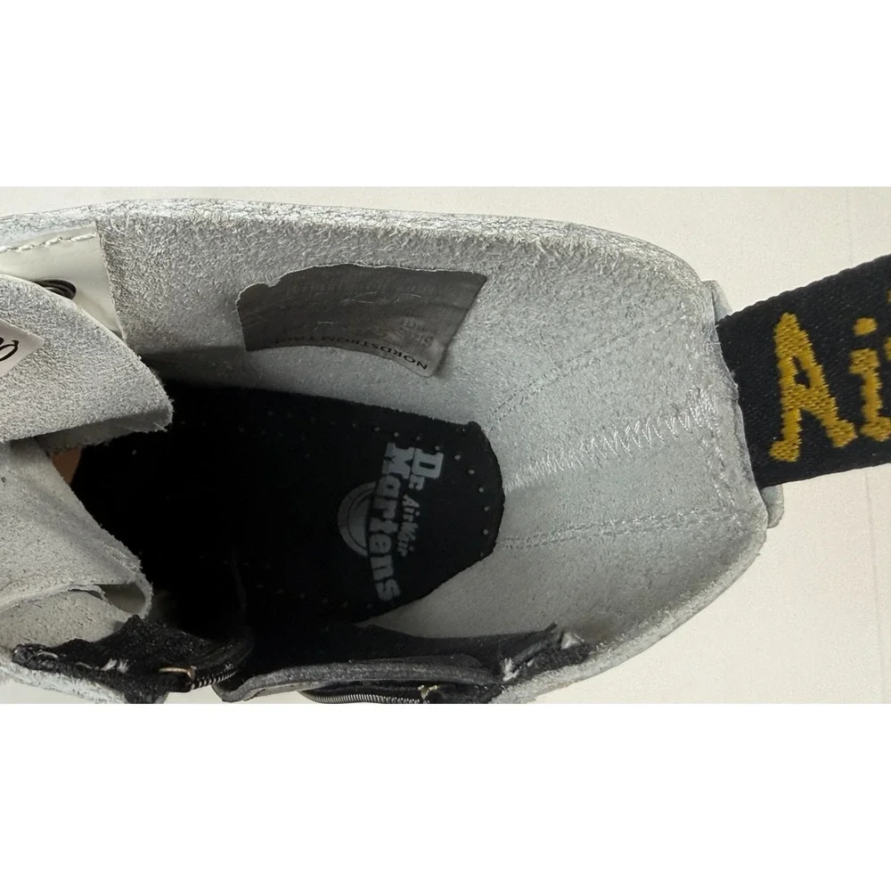 Dr. Martens Jadon Air Wair White & Black Lace Up Boots Size‎ 8 Men - 9 Women